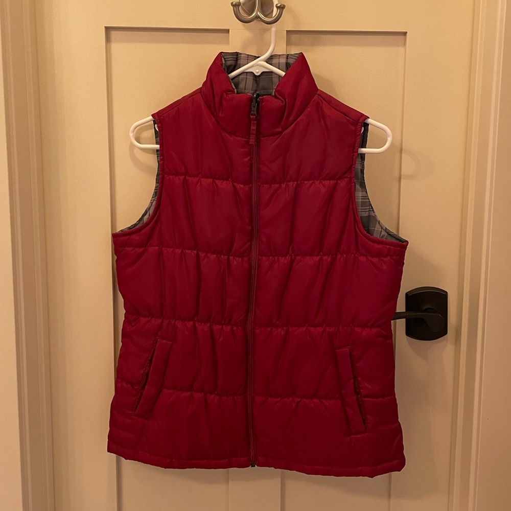 RED VEST‼️